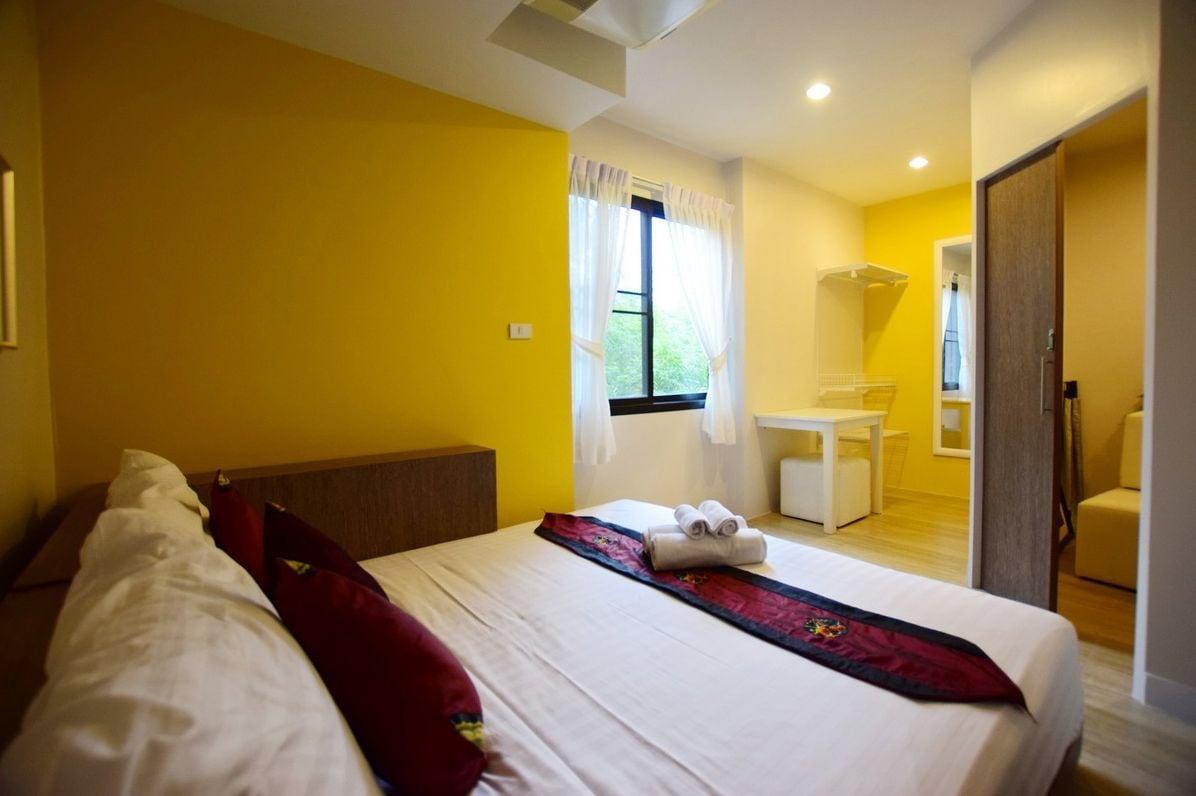 Franjipani Resort HHQ Buitenkant foto