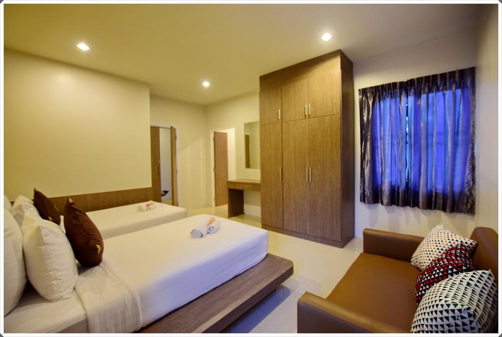 Franjipani Resort HHQ Buitenkant foto
