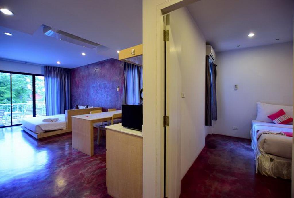 Franjipani Resort HHQ Buitenkant foto
